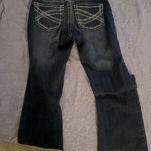 Ariat size 27R Women’s Jeans Bootcut like new very cute